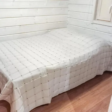 Holiday home Aurinko-saaga 4 Paritalo By Interhome *